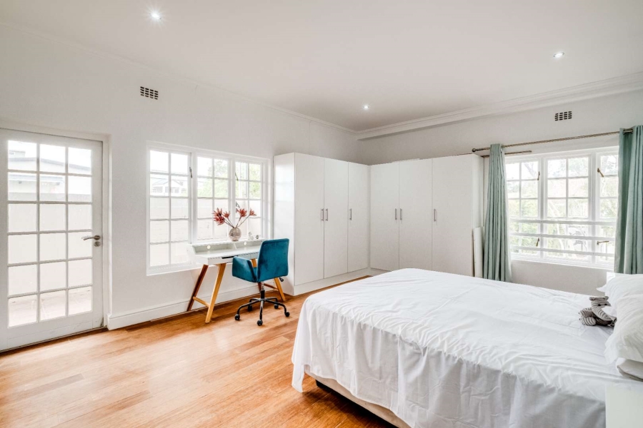 2 Bedroom Property for Sale in Rondebosch Western Cape